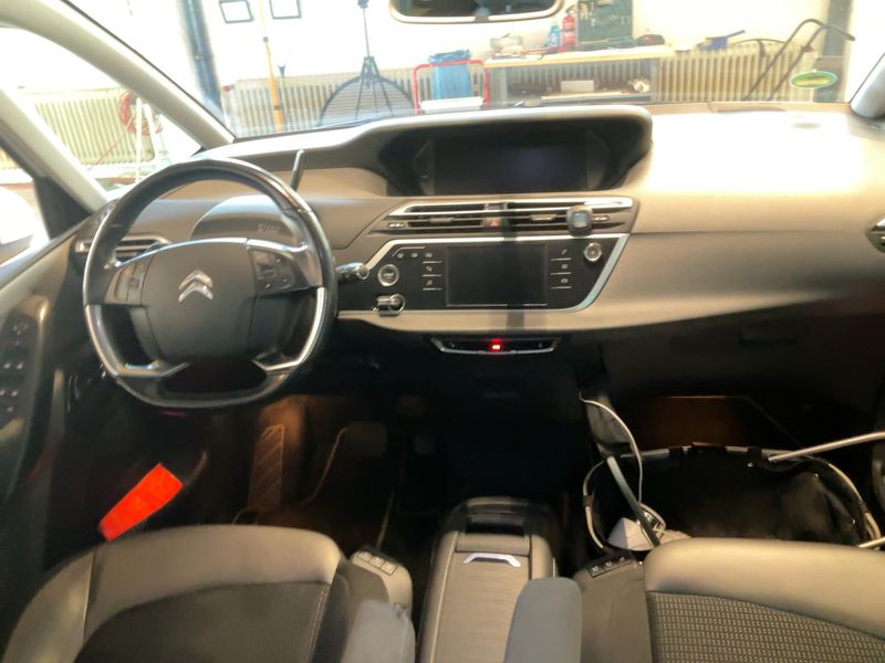 Citroen C4 Grand Picasso 2.0 Blue-HDi Shine 2017 – снимка 12