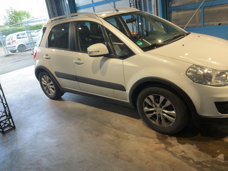 Suzuki SX4 1.6 Classic Style 2015 – снимка 12