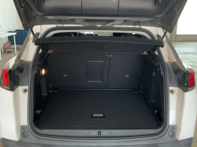 Peugeot 3008 1.5 Blue-HDi Allure 2018 – снимка 15