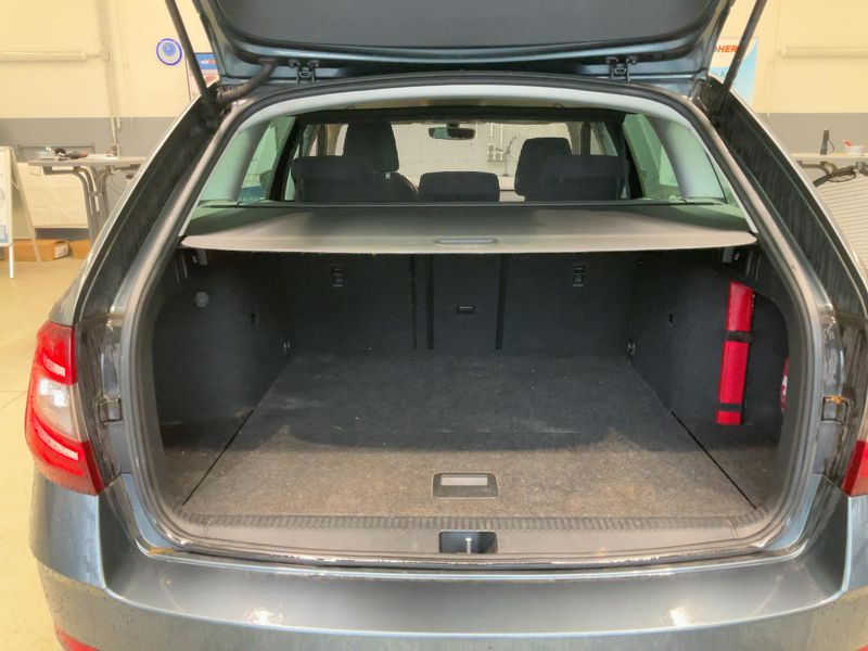 Skoda Octavia 2.0 TDI Tour 2020 – снимка 15