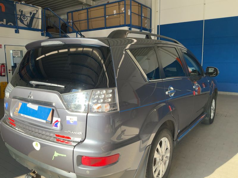 Mitsubishi Outlander 2.2 DI-D XTRA 2WD 2013 – снимка 8