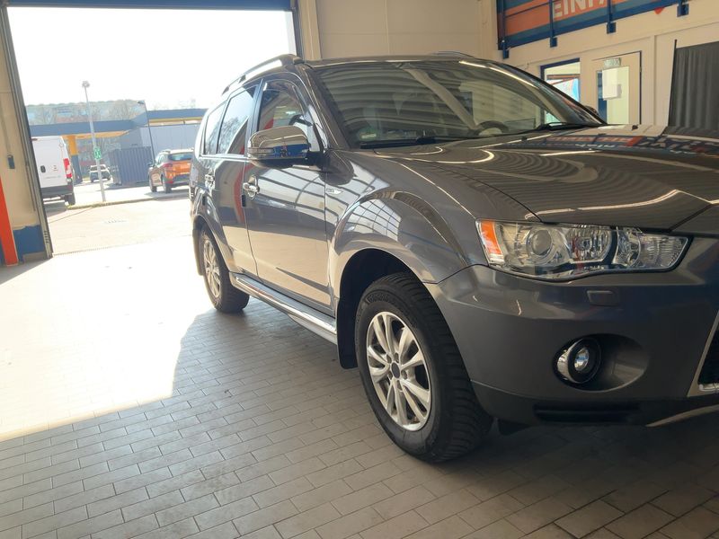 Mitsubishi Outlander 2.2 DI-D XTRA 2WD 2013 – снимка 12