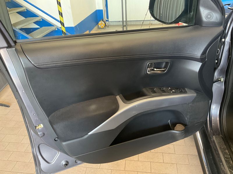 Mitsubishi Outlander 2.2 DI-D XTRA 2WD 2013 – снимка 24