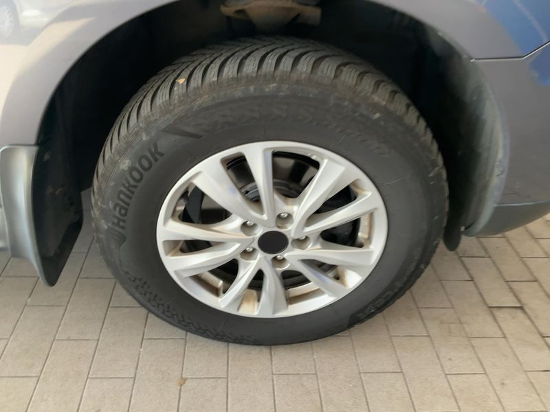 Mitsubishi Outlander 2.2 DI-D XTRA 2WD 2013 – снимка 11