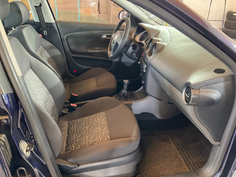 Seat Ibiza 1.4 Salsa 2008 – снимка 3