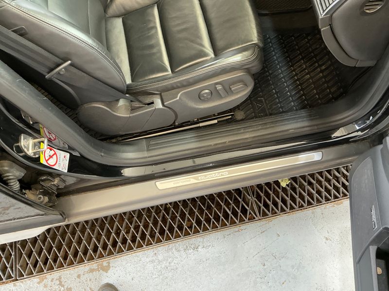 Audi A6 Allroad 3.0 V6 TDI 2009 – снимка 42