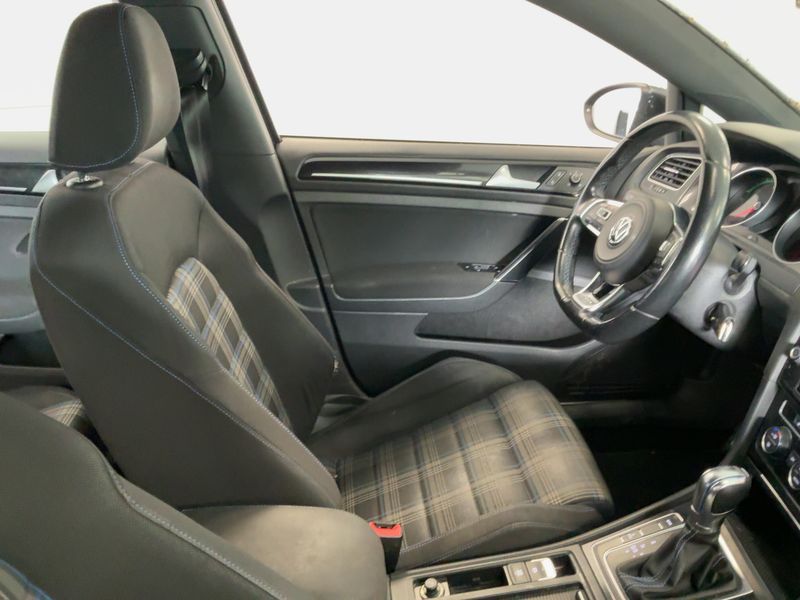 Volkswagen Golf VII 1.4 GTE 2015 – снимка 17