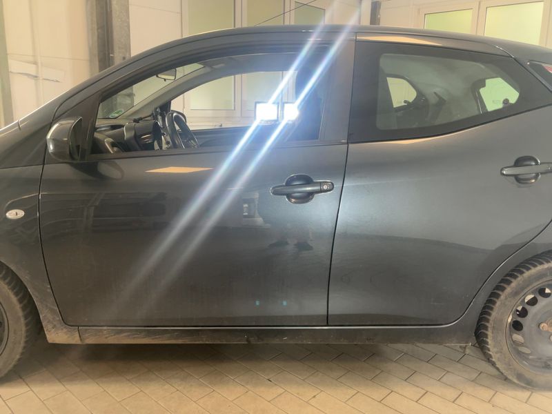 Toyota Aygo 1.0 X-Play Touch 2017 – снимка 4