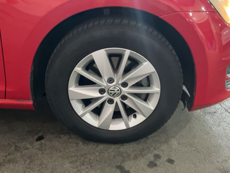 Volkswagen Golf VII 1.6 TDI Edition BlueMotion Tech 2013 – снимка 20