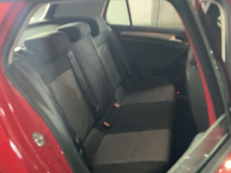 Volkswagen Golf VII 1.6 TDI Edition BlueMotion Tech 2013 – снимка 14