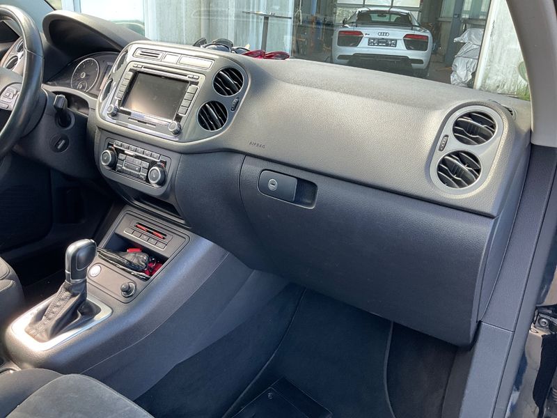 Volkswagen Tiguan 2.0 TDI Track & Style 4Motion 2014 – снимка на щета 48
