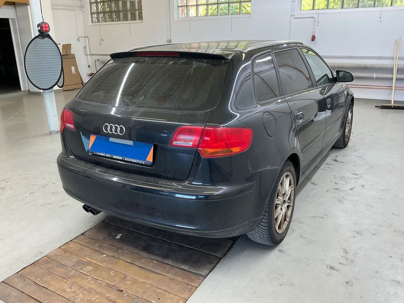 Audi A3 Sportback 2.0 TDI Ambiente 2007 – снимка 2