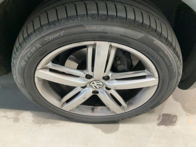 Volkswagen Touareg 3.0 V6 TDI BlueMotion Tech 2012 – снимка 11
