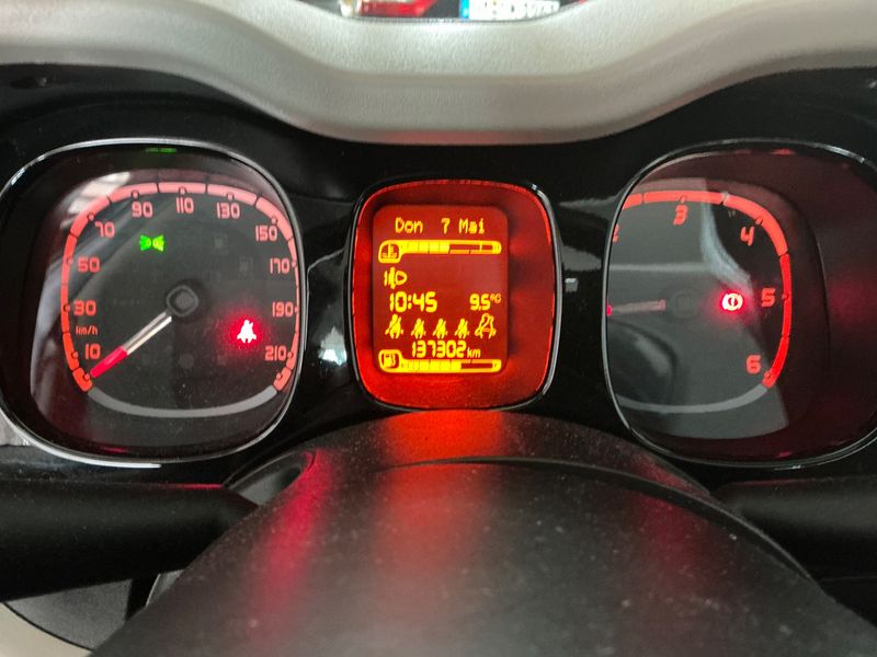 Fiat Panda 1.3 M-Jet 4x4 Rock 2015 – снимка 19