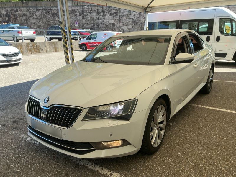 Skoda Superb 2.0 TDI Style 2015 – снимка 1