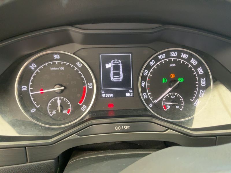 Skoda Superb 2.0 TDI Style 2015 – снимка 13