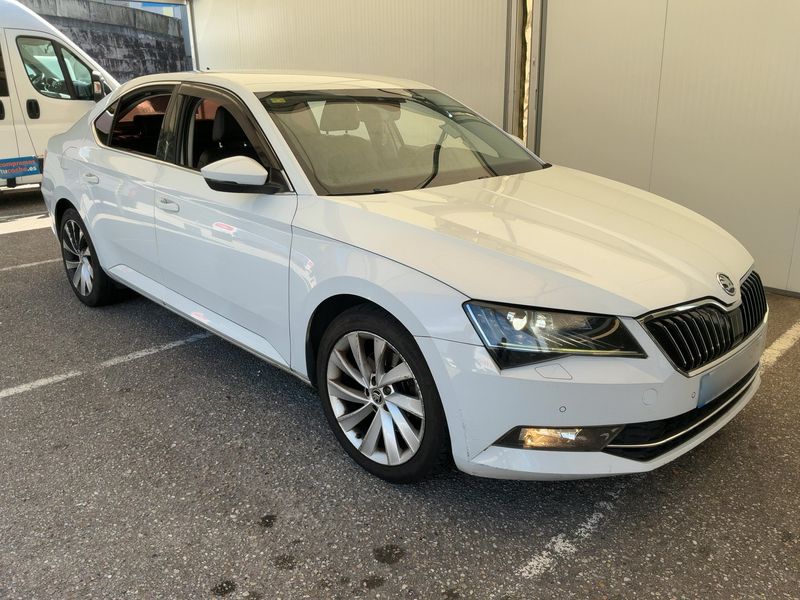 Skoda Superb 2.0 TDI Style 2015 – снимка 8