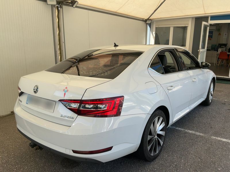 Skoda Superb 2.0 TDI Style 2015 – снимка на щета
