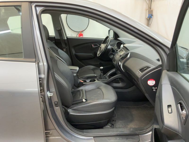 Hyundai ix35 1.7 CRDi FIFA World Cup Edition 2WD 2015 – снимка 16