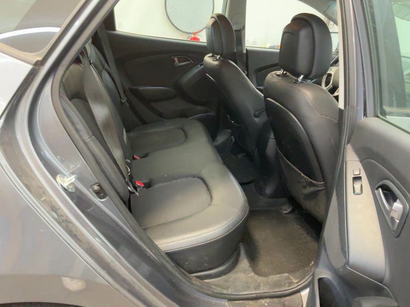 Hyundai ix35 1.7 CRDi FIFA World Cup Edition 2WD 2015 – снимка 19