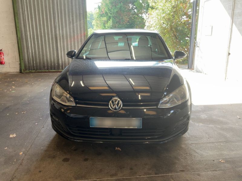 Volkswagen Golf VII 1.6 TDI Lounge BlueMotion Tech 2015 – снимка 14