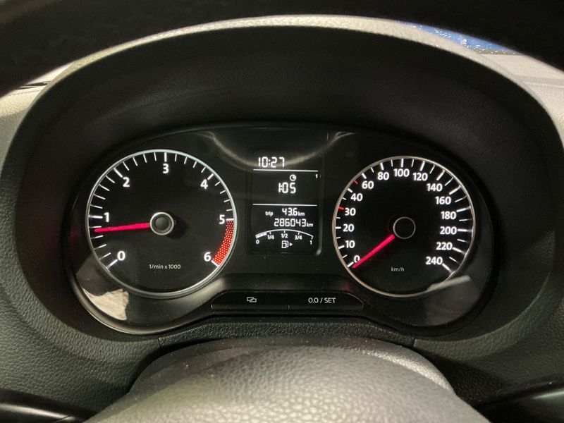 Volkswagen Polo 1.6 TDI Comfortline 2011 – снимка 4