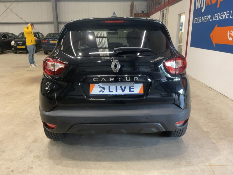 Renault Captur 0.9 Energy Dynamique 2019 – снимка 7