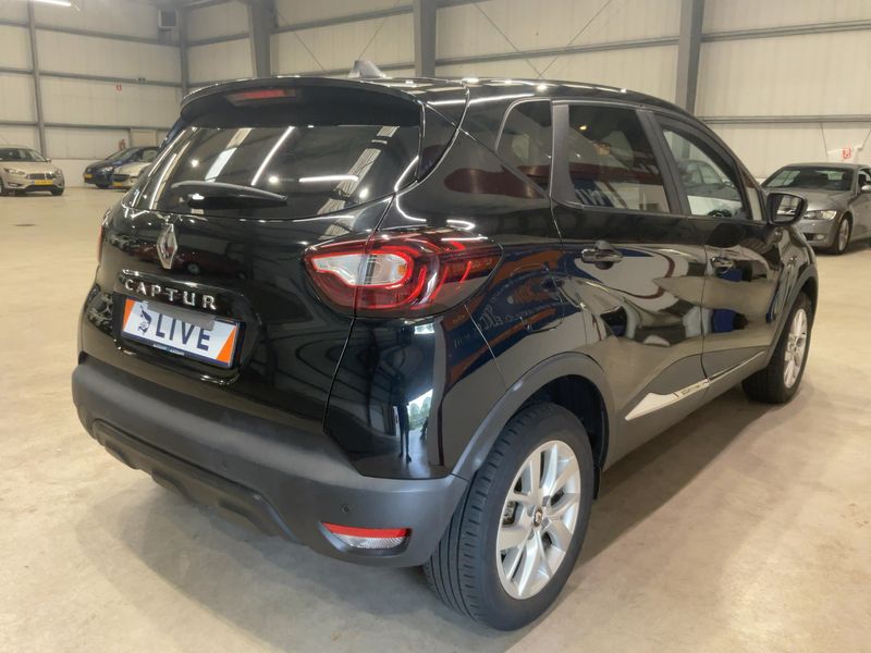 Renault Captur 0.9 Energy Dynamique 2019 – снимка 8