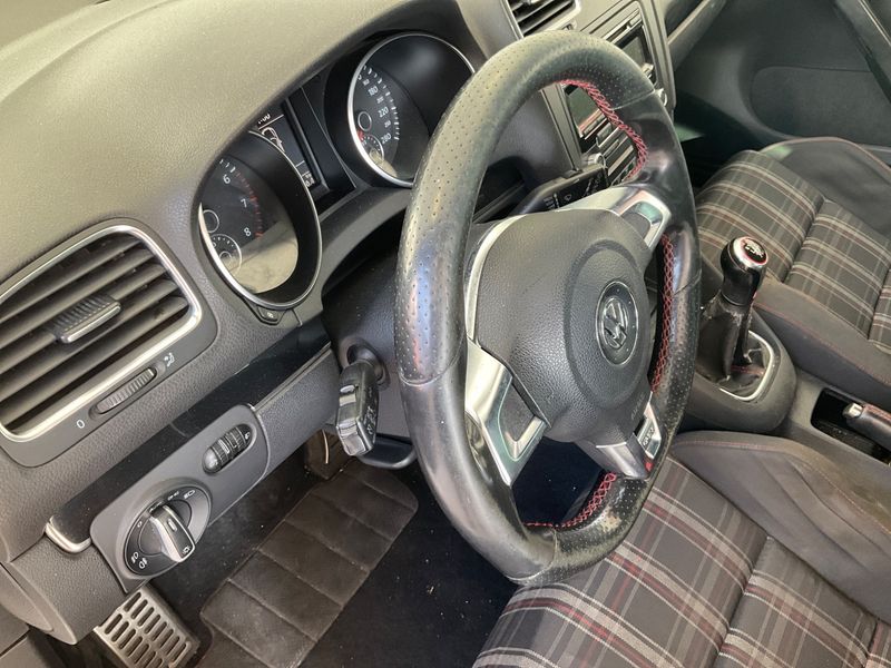 Volkswagen Golf VI 2.0 TSI GTI 2009 – снимка на щета