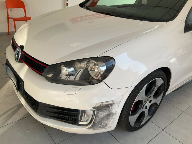 Volkswagen Golf VI 2.0 TSI GTI 2009 – снимка 2
