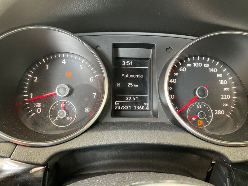 Volkswagen Golf VI 2.0 TSI GTI 2009 – снимка 13