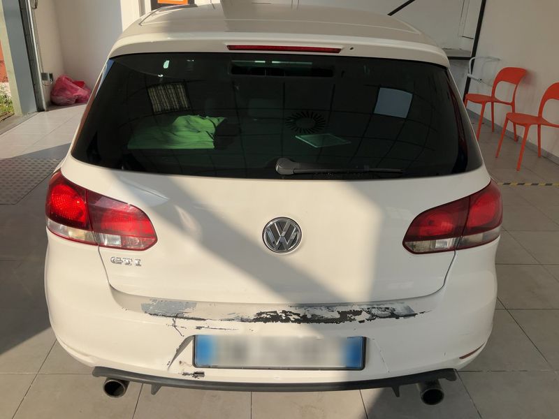 Volkswagen Golf VI 2.0 TSI GTI 2009 – снимка на щета