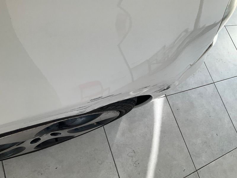 Volkswagen Golf VI 2.0 TSI GTI 2009 – снимка на щета
