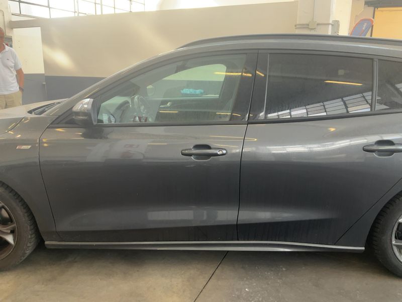 Ford Focus 1.0 EcoBoost Mild-Hybrid ST-Line 2021 – снимка 4