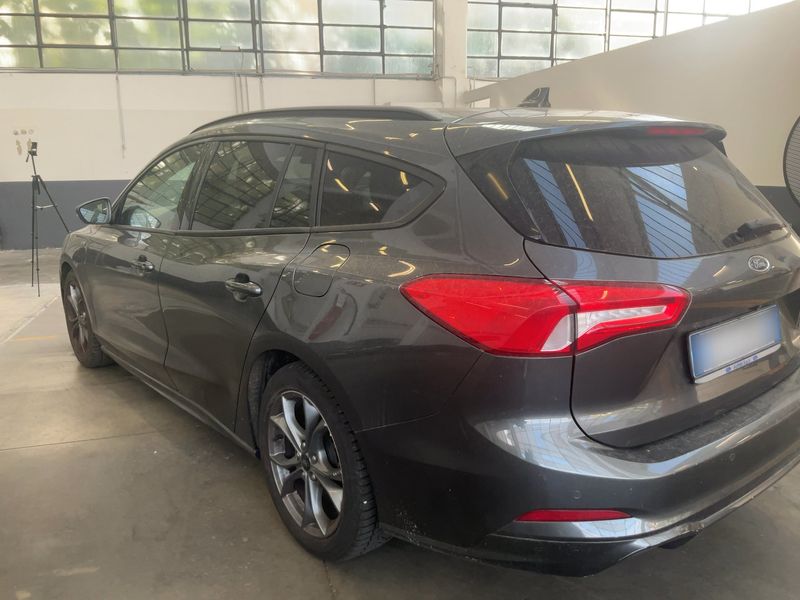 Ford Focus 1.0 EcoBoost Mild-Hybrid ST-Line 2021 – снимка 6