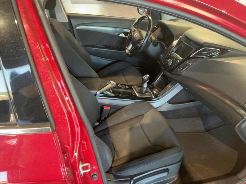 Hyundai i40 1.7 CRDi 5 Star Edition 2014 – снимка 16