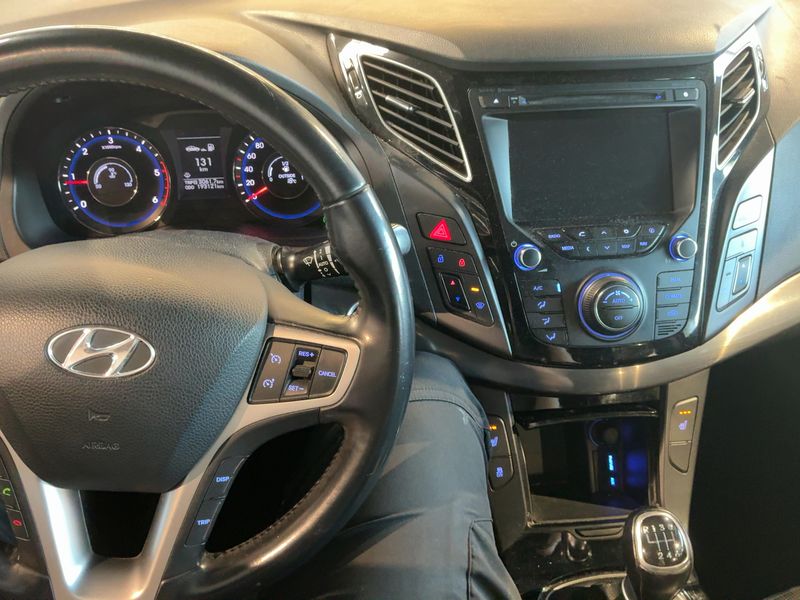 Hyundai i40 1.7 CRDi 5 Star Edition 2014 – снимка 17