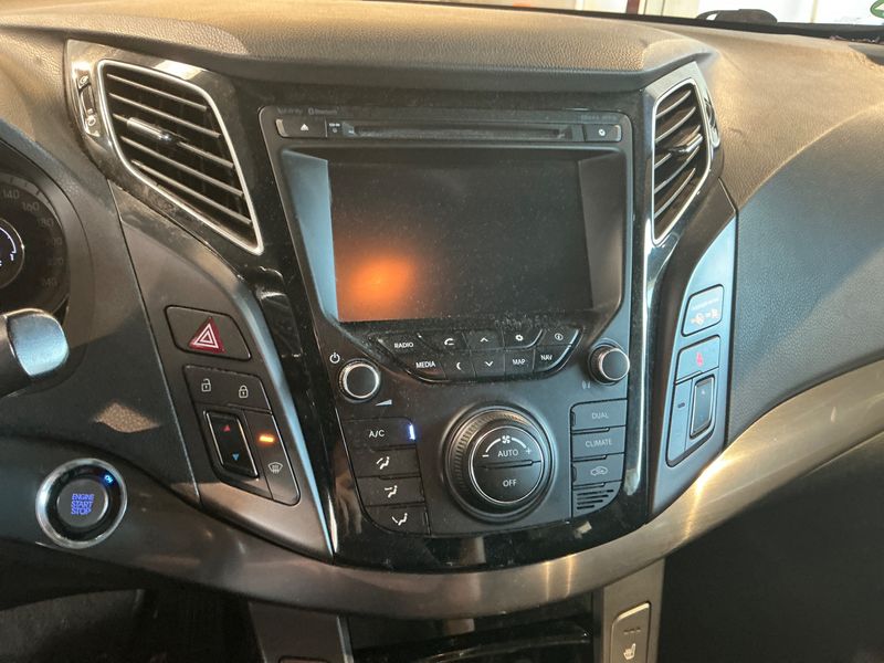 Hyundai i40 1.7 CRDi 5 Star Edition 2014 – снимка 33