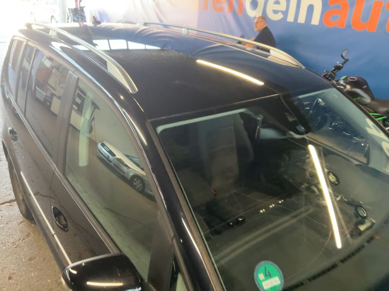 Volkswagen Touran 2.0 TDI Highline BlueMotion Tech 2015 – снимка 13