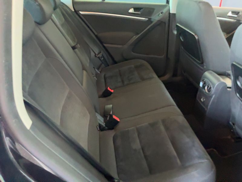 Volkswagen Tiguan 2.0 TDI Sport & Style 4Motion 2013 – снимка 19