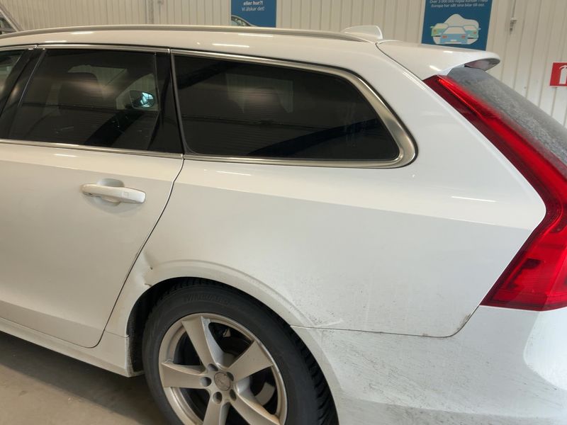 Volvo V90 2.0 D4 Momentum AWD 2018 – снимка 6