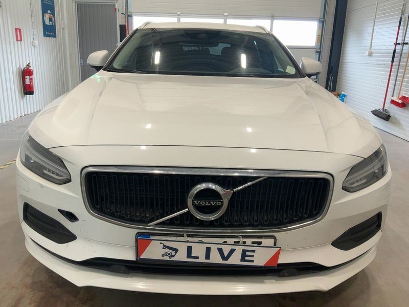 Volvo V90 2.0 D4 Momentum AWD 2018 – снимка 14
