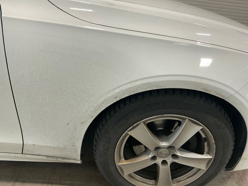 Volvo V90 2.0 D4 Momentum AWD 2018 – снимка 21