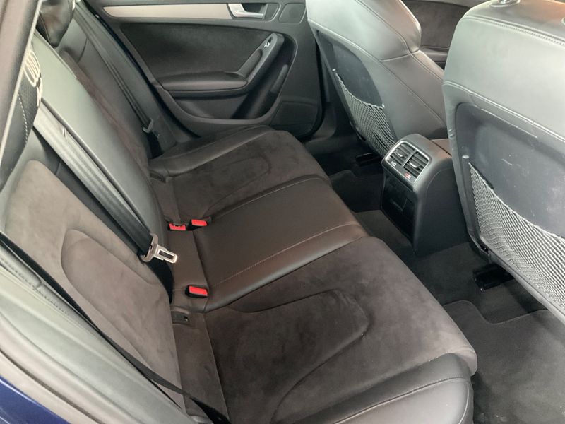 Audi A4 2.0 TDI Ambiente 2013 – снимка 31