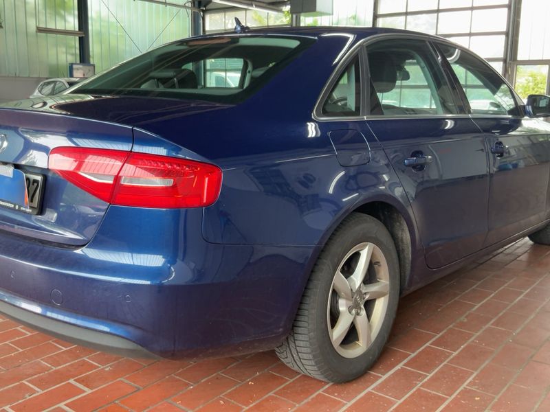 Audi A4 2.0 TDI Ambiente 2013 – снимка 8