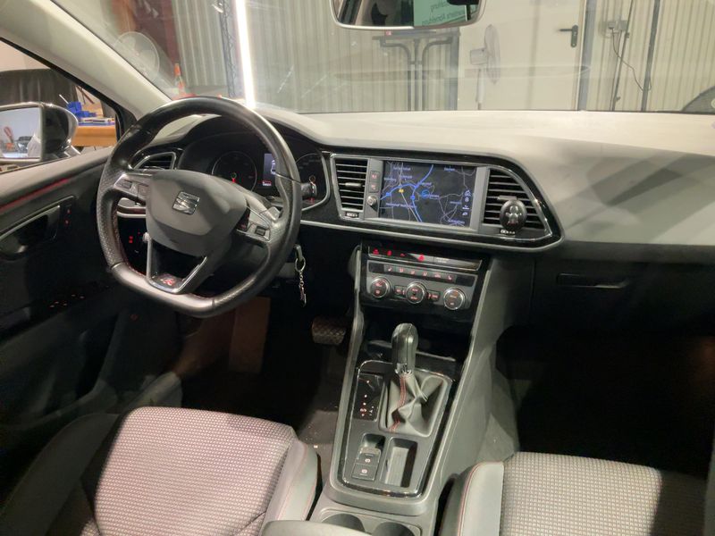 Seat Leon 2.0 TDI FR 2019 – снимка 18