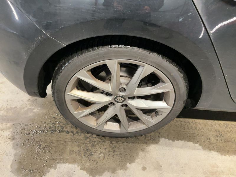 Seat Leon 2.0 TDI FR 2019 – снимка 9
