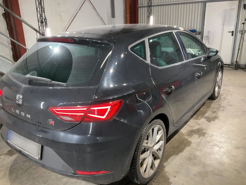 Seat Leon 2.0 TDI FR 2019 – снимка 8