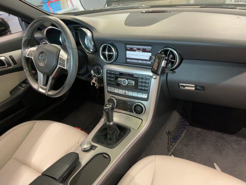 Mercedes-Benz SLK-Klasse SLK 200 BlueEfficiency 2012 – снимка 17