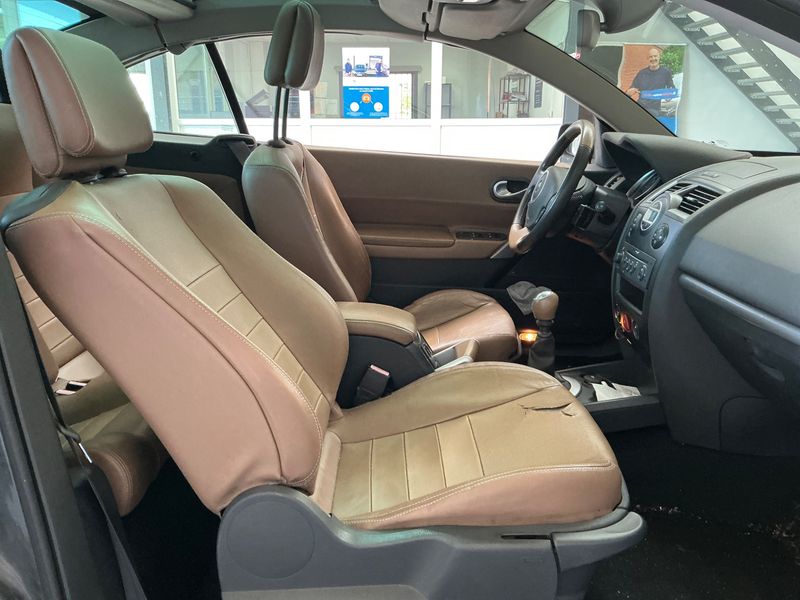 Renault Megane 2.0 Dynamique 2007 – снимка 3